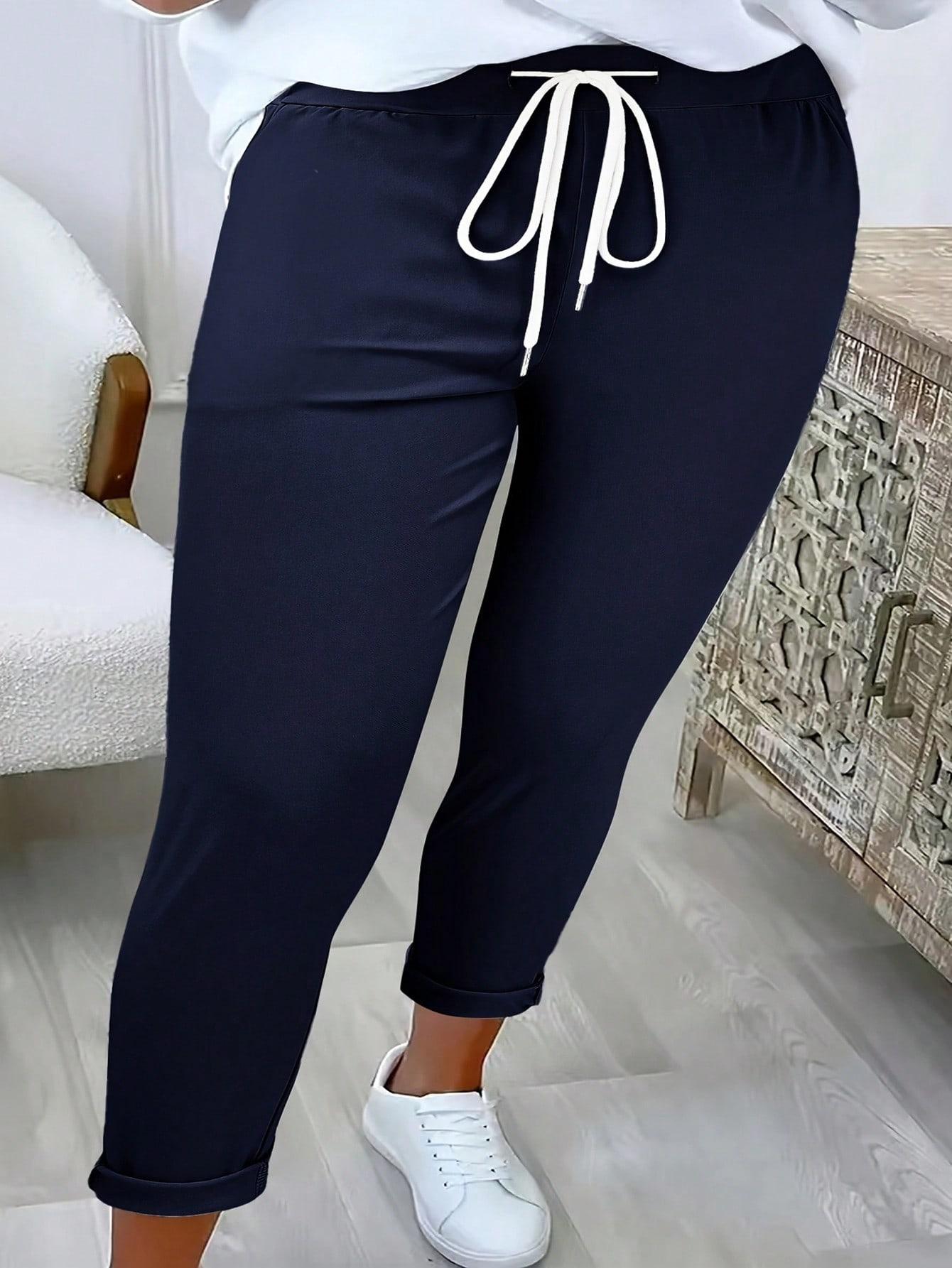Granatowe spodnie casual