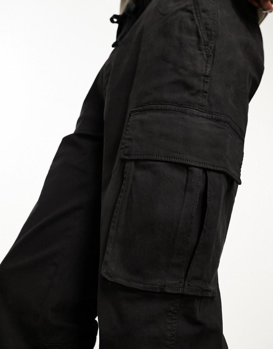 czarne zwężane spodnie cargo casual
