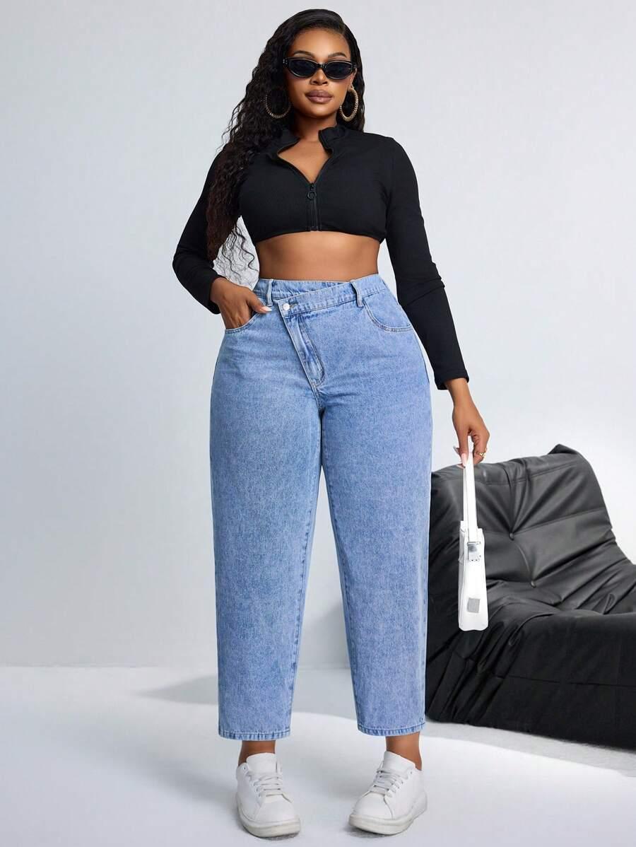 niebieskie spodnie jeans 