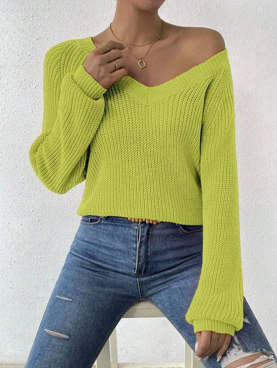 zielony sweter serek 