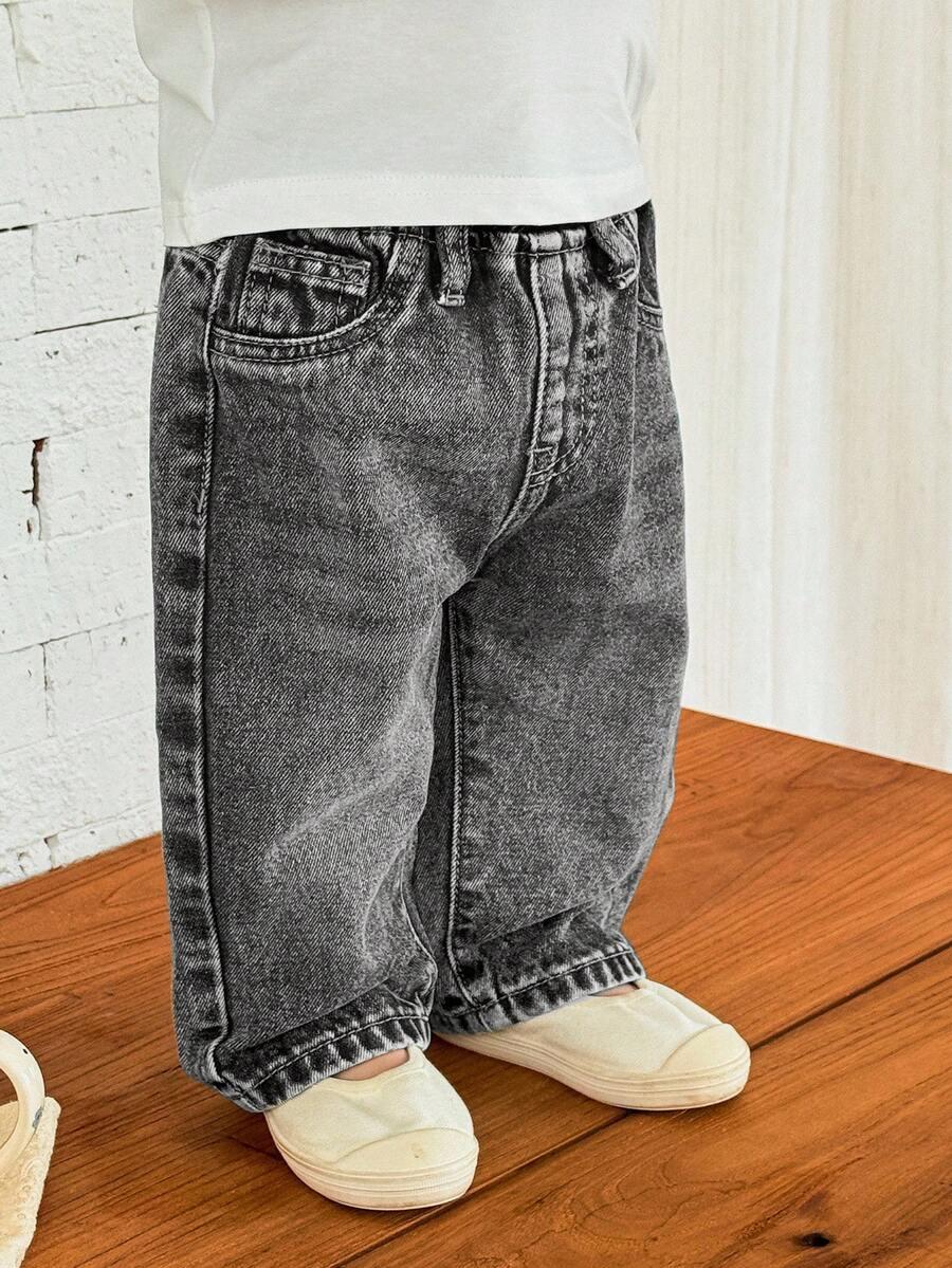 szare spodnie jeans 