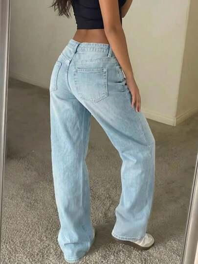niebieskie spodnie jeans 