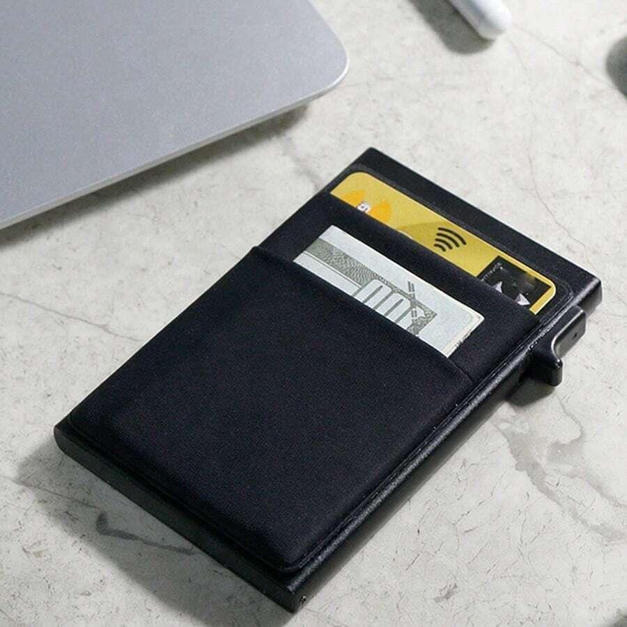etui na karty kredytowe