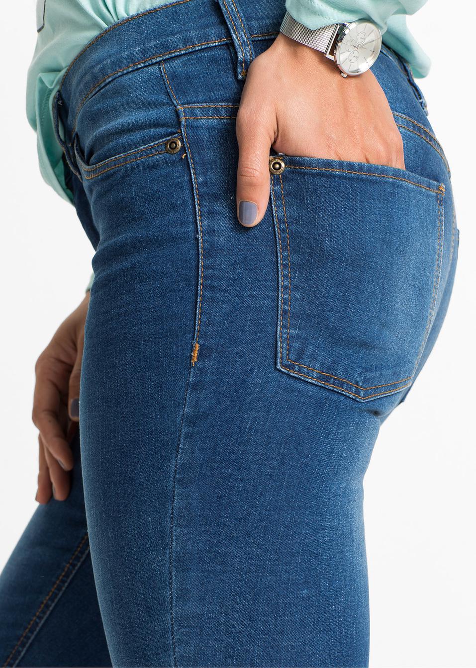 NIEBIESKIE SPODNIE JEANSOWE RURKI