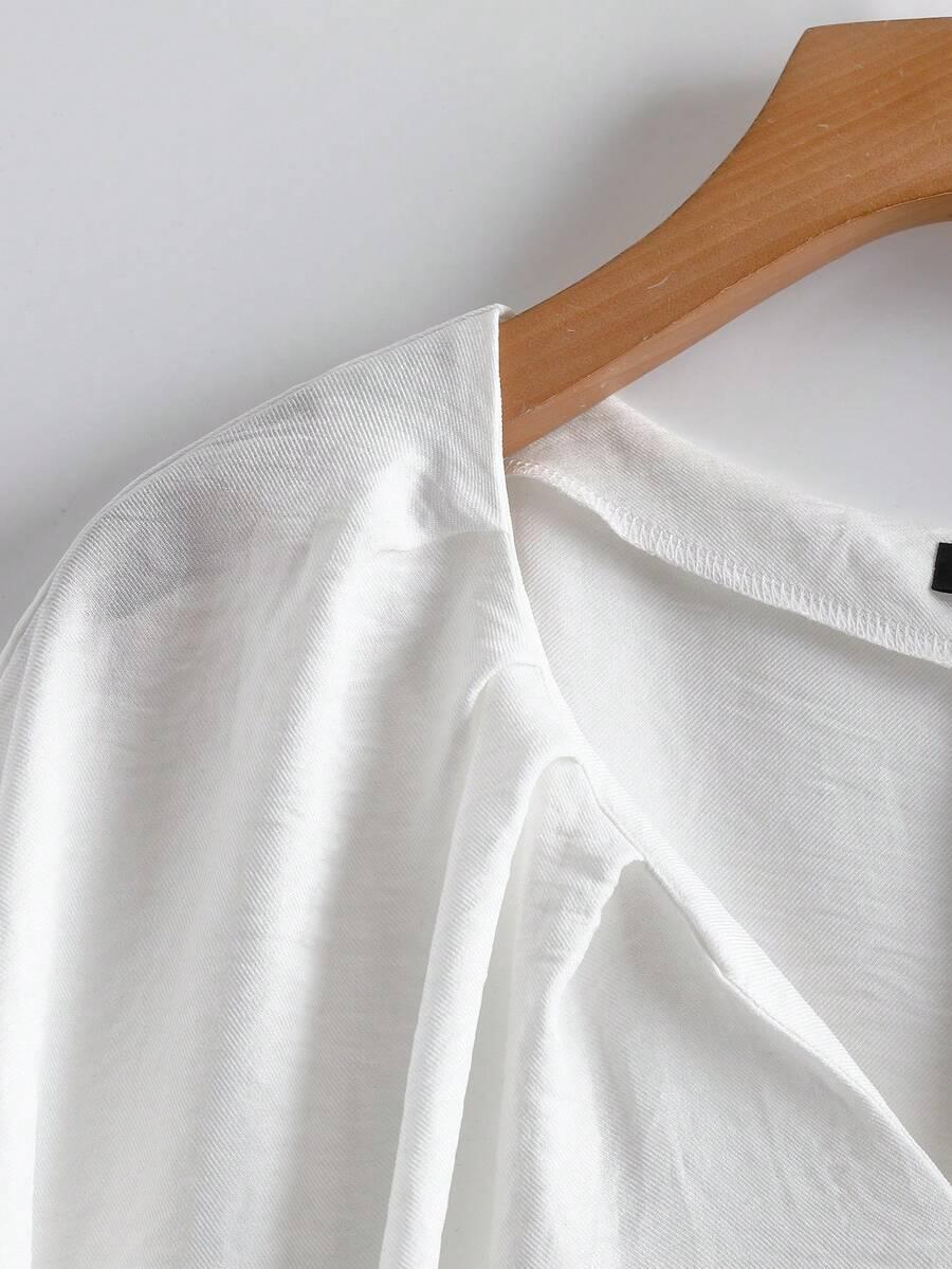 biała bluzka v-neck