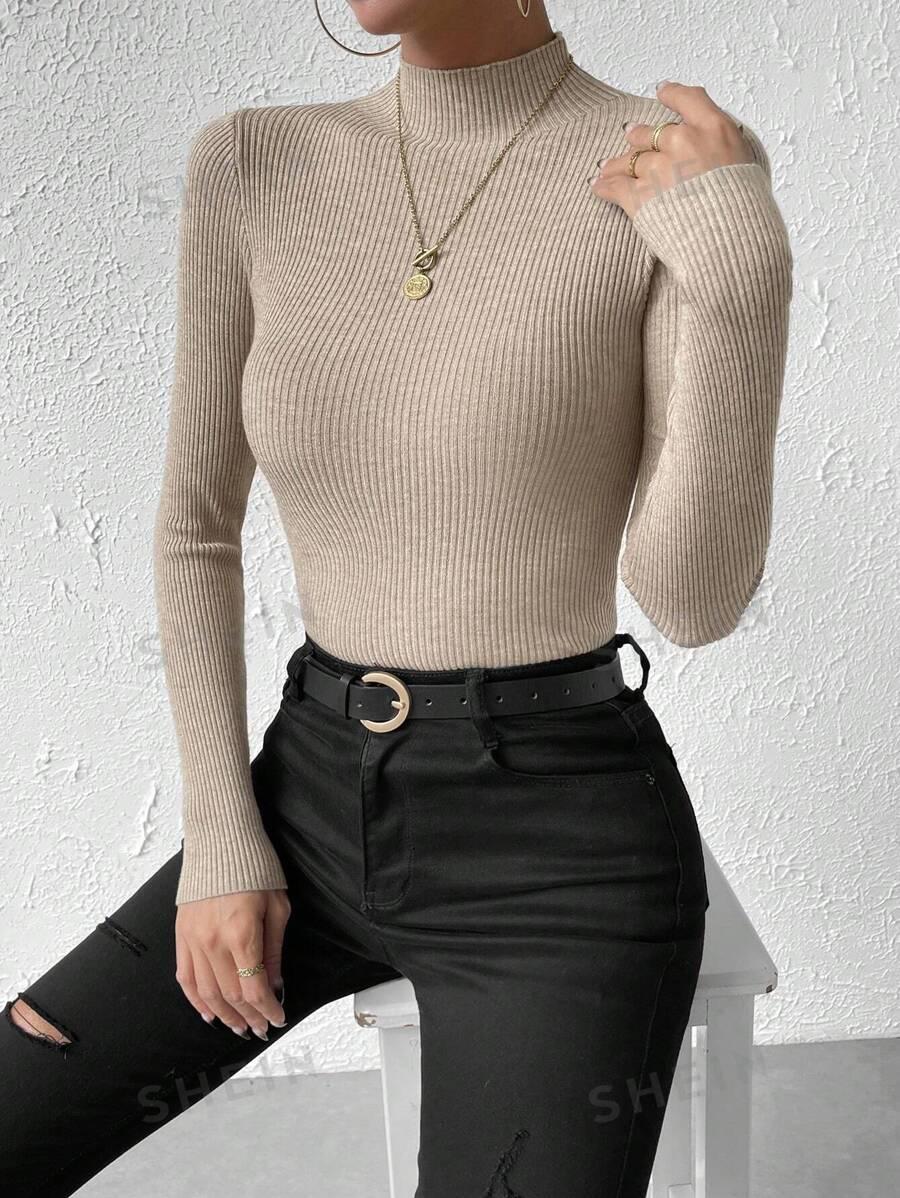 BEŻOWY SWETER GOLF