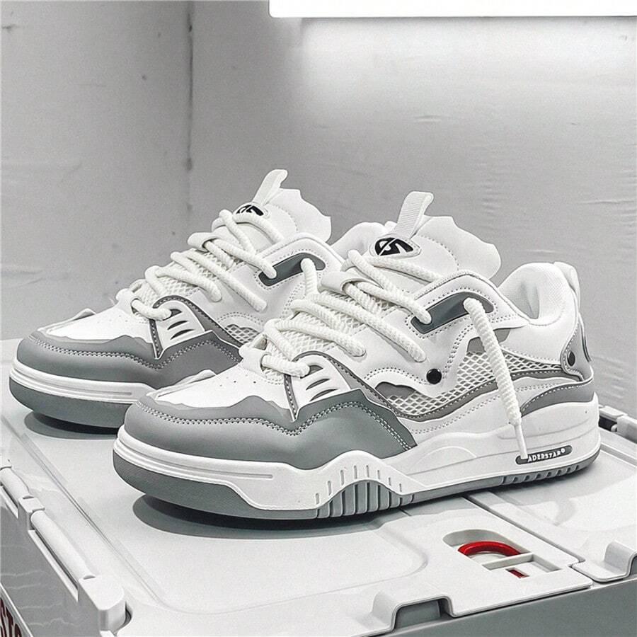 BIAŁE BUTY SPORTOWE