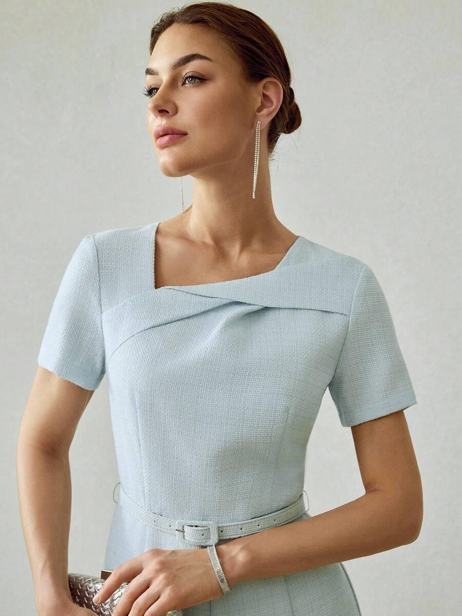 niebieska midi sukienka