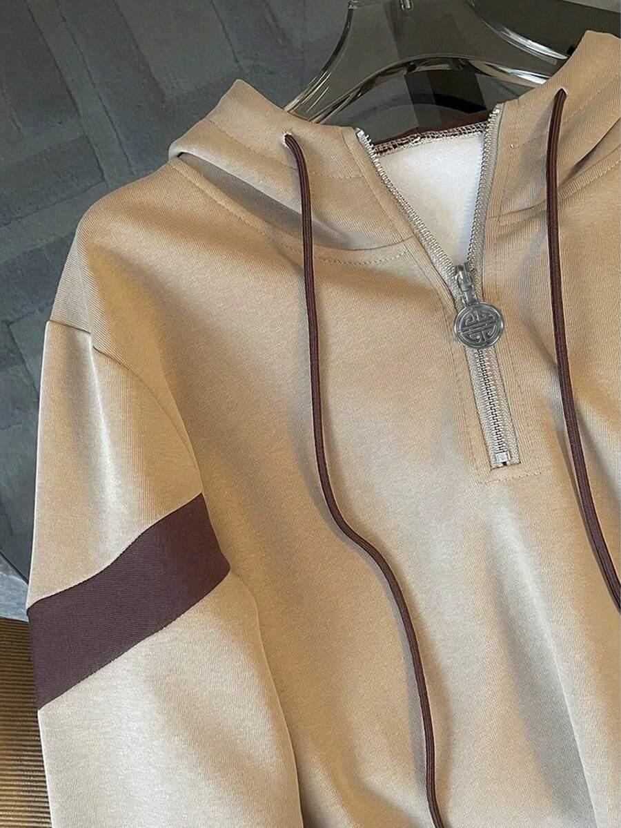 beżowy komplet bluza spodnie 