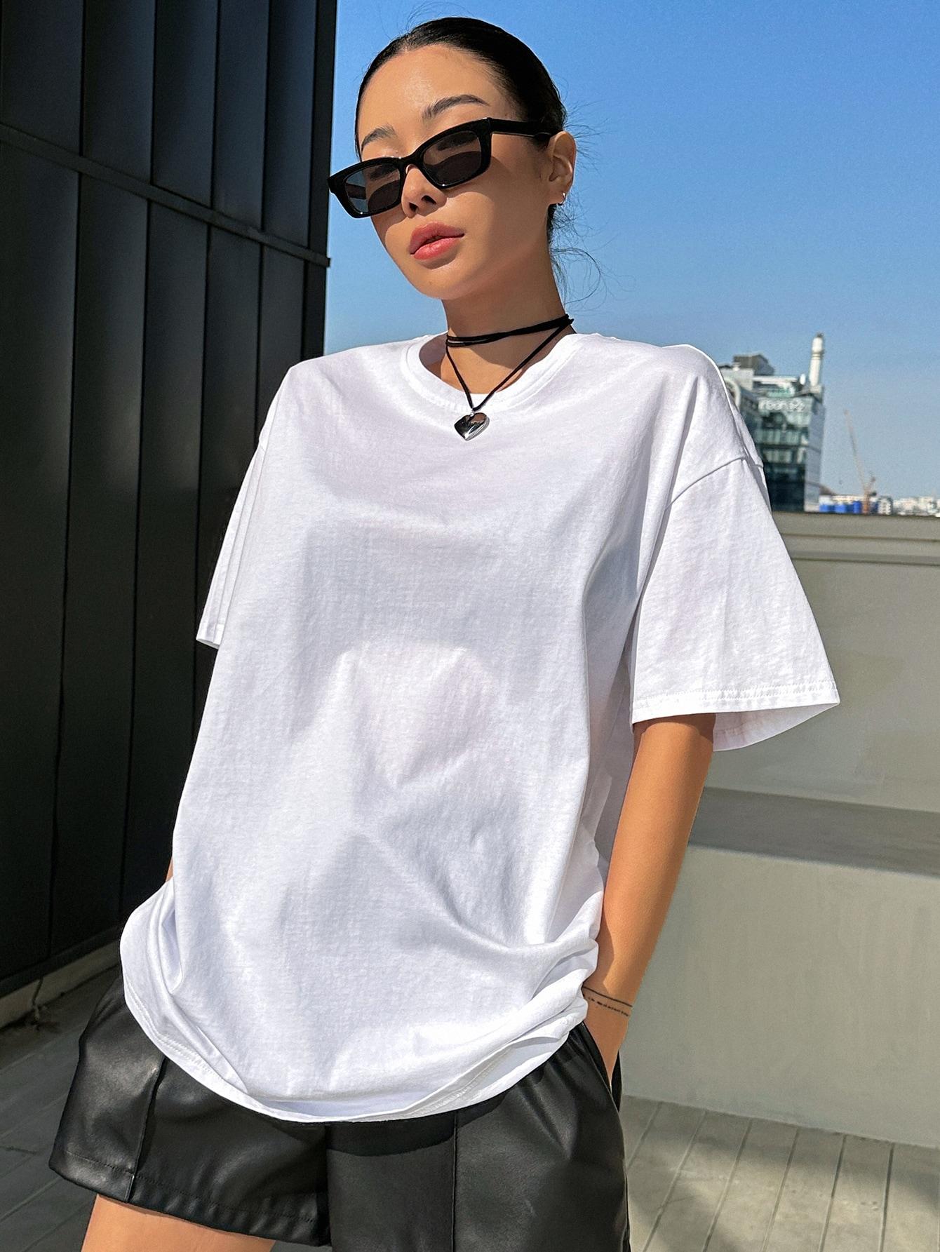BIAŁY T-SHIRT OKRĄGŁY DEKOLT
