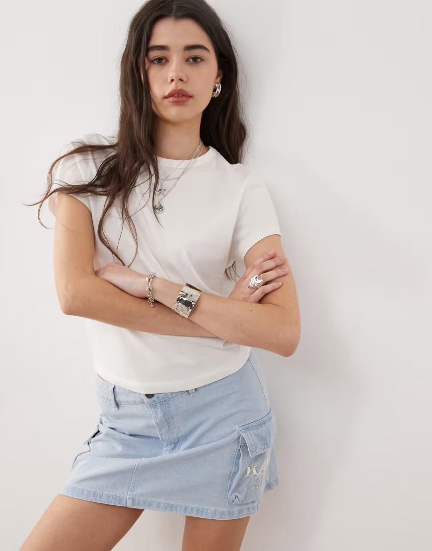 biały t-shirt casual
