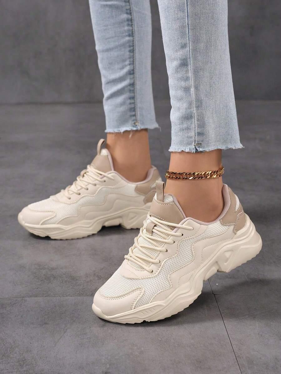 beżowe sznurowane buty sportowe