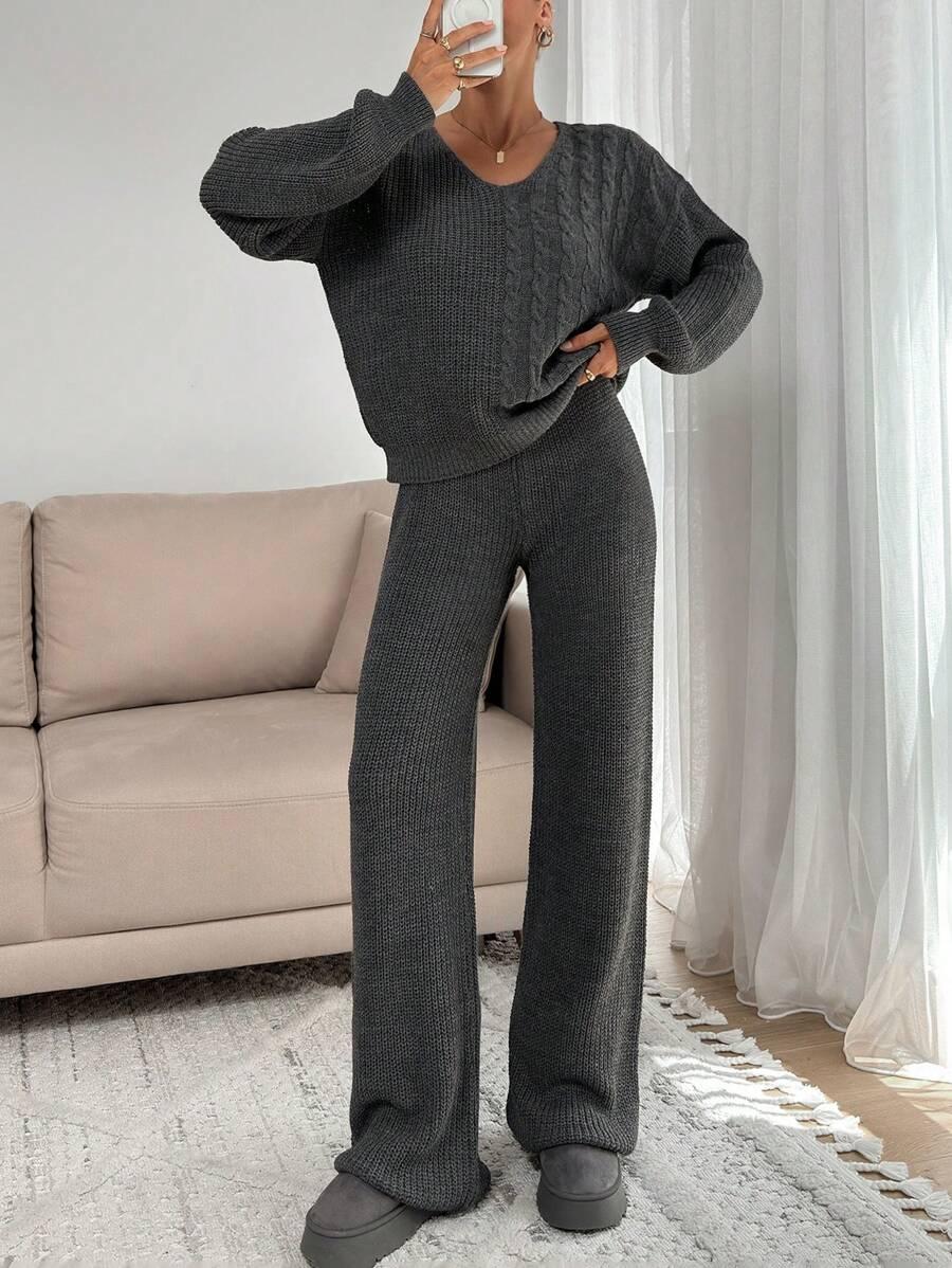 dzianinowy szary komplet sweter spodnie
