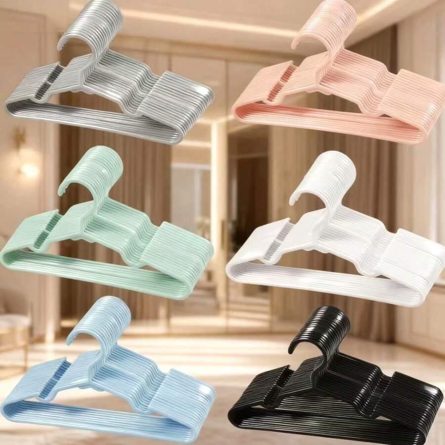 białe wieszaki 20-pack