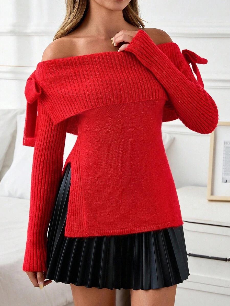 czerwony sweter odkryte ramiona
