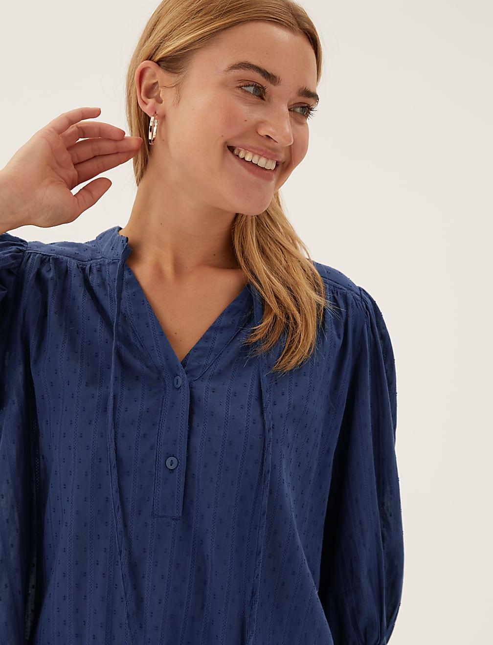 granatowa bluzka tekstura T41-6014W-LN
