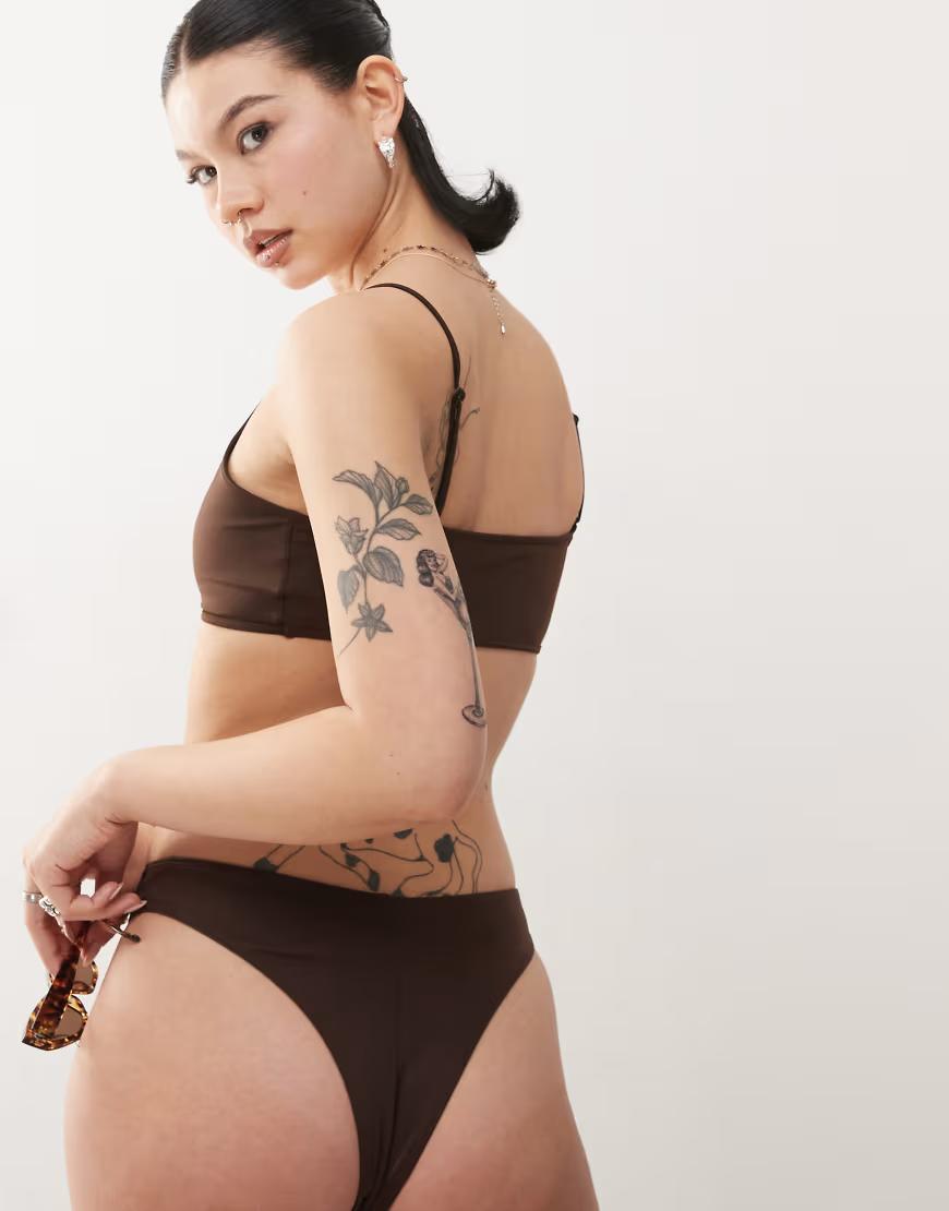 BRĄZOWY DÓŁ OD BIKINI