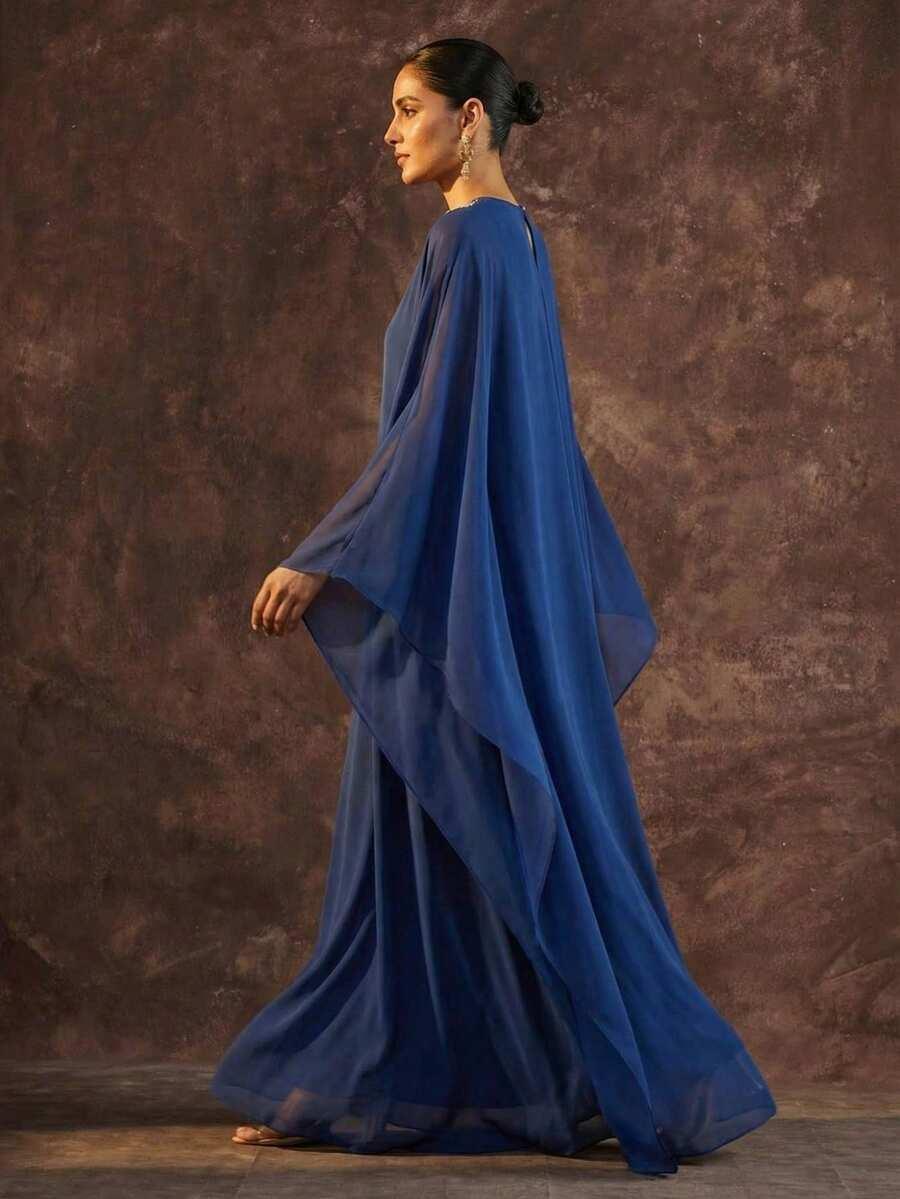 niebieska maxi sukienka