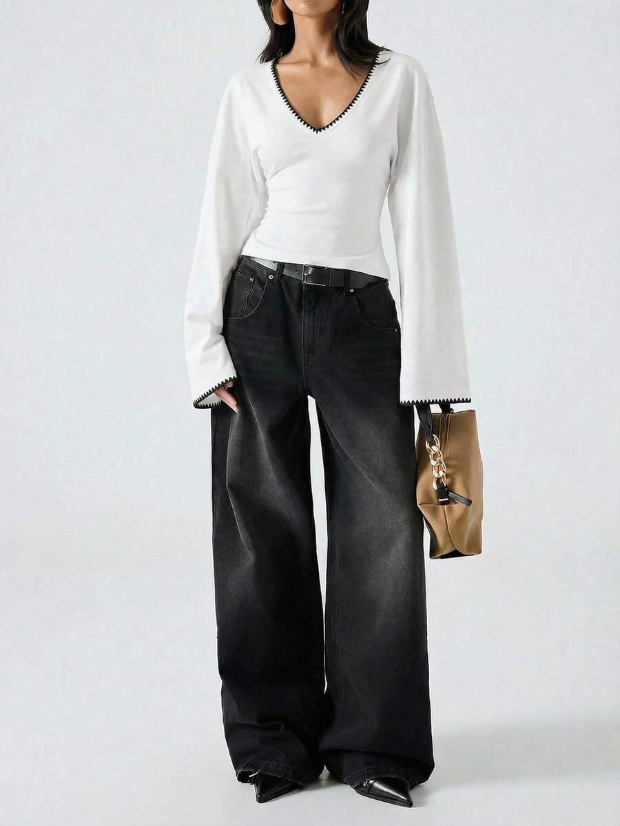 biała bluzka v-neck
