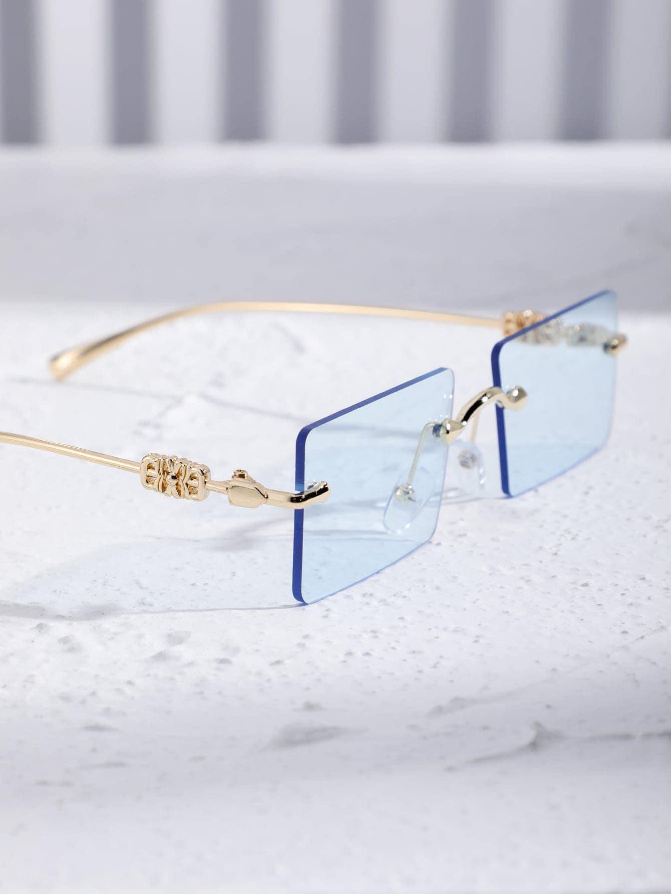 niebieskie okulary przeciwsłoneczne