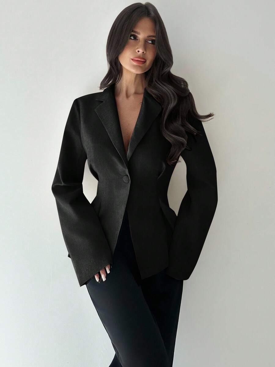 czarna marynarka guzik