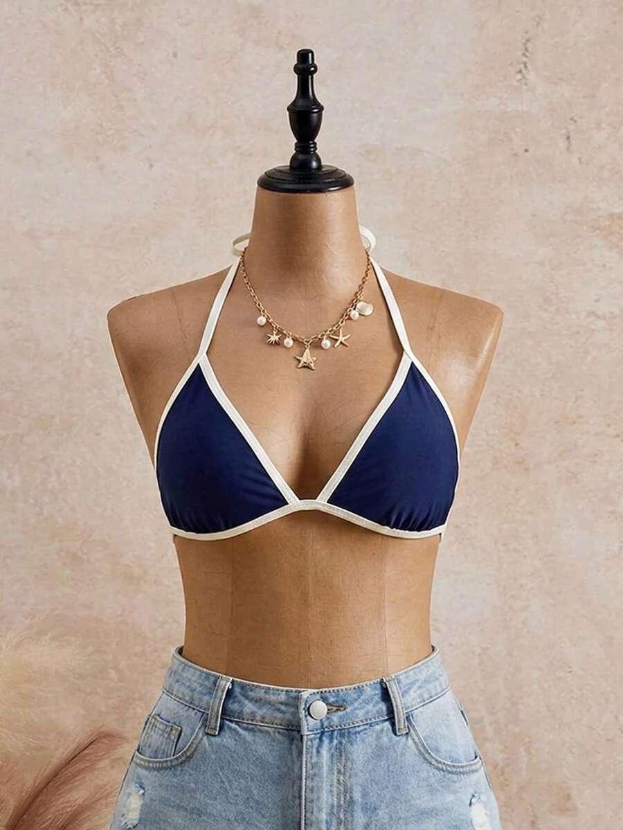 niebieska góra od bikini