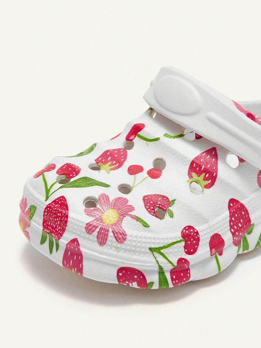 białe klapki casual print kwiaty truskawki