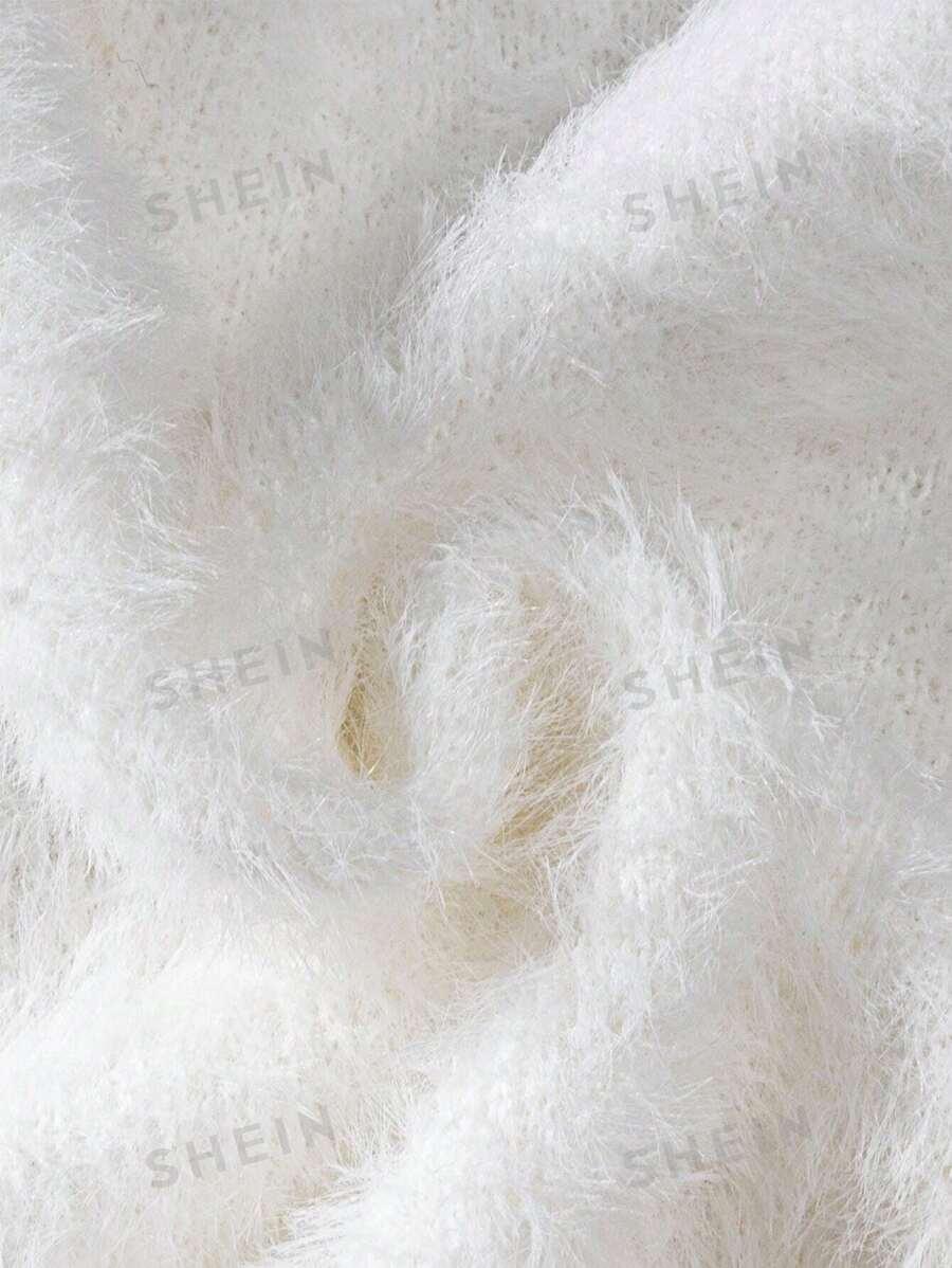 biały sweter kardigan
