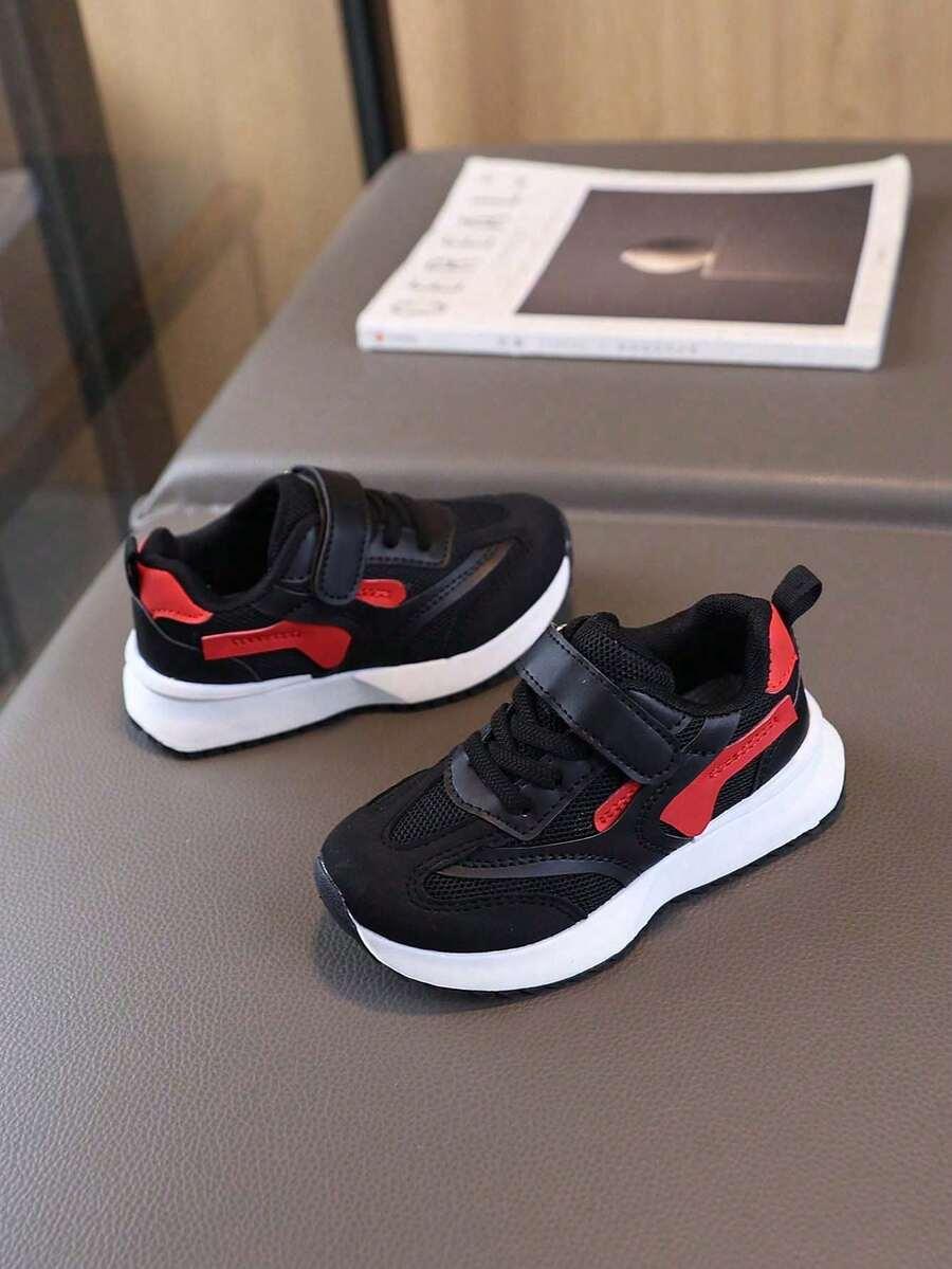 czarne buty sportowe 