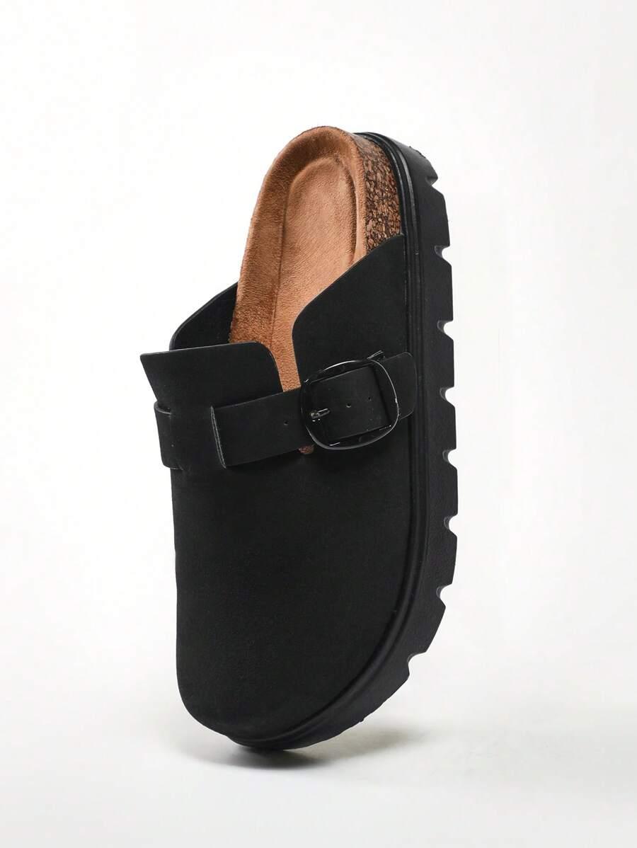DAMSKIE BUTY Z KLAMRĄ