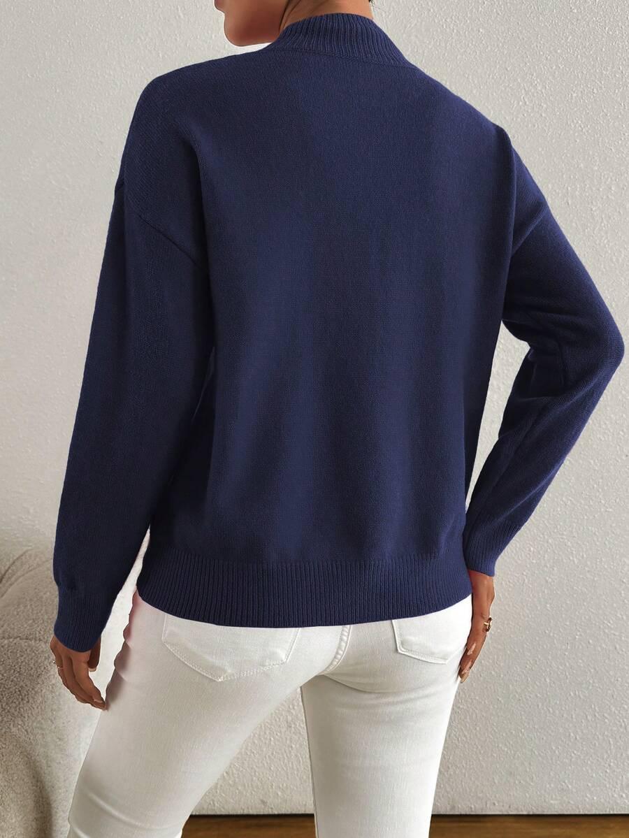 granatowy sweter długi rękaw
