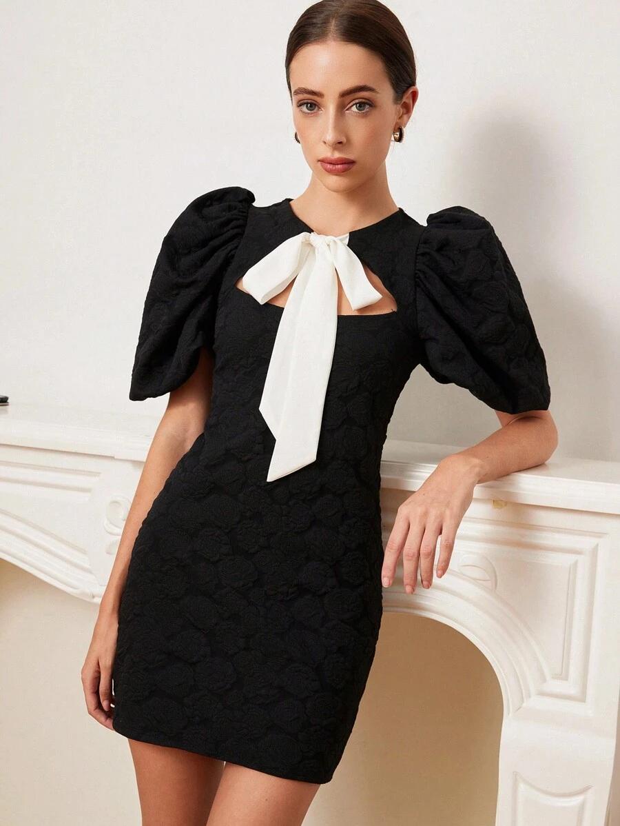 czarna mini sukienka 