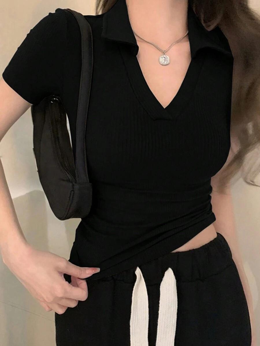 CZARNA BLUZKA V-NECK