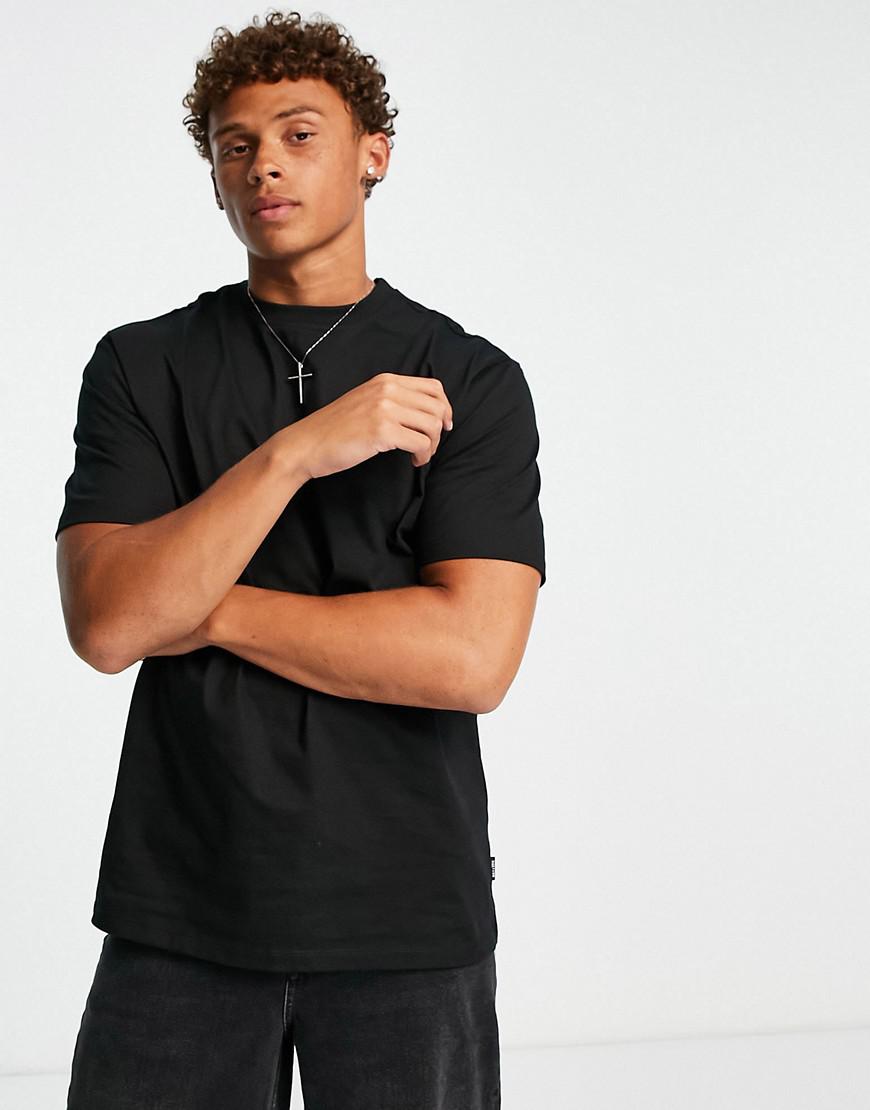 CZARNY T-SHIRT OVERSIZE OKRĄGŁY DEKOLT