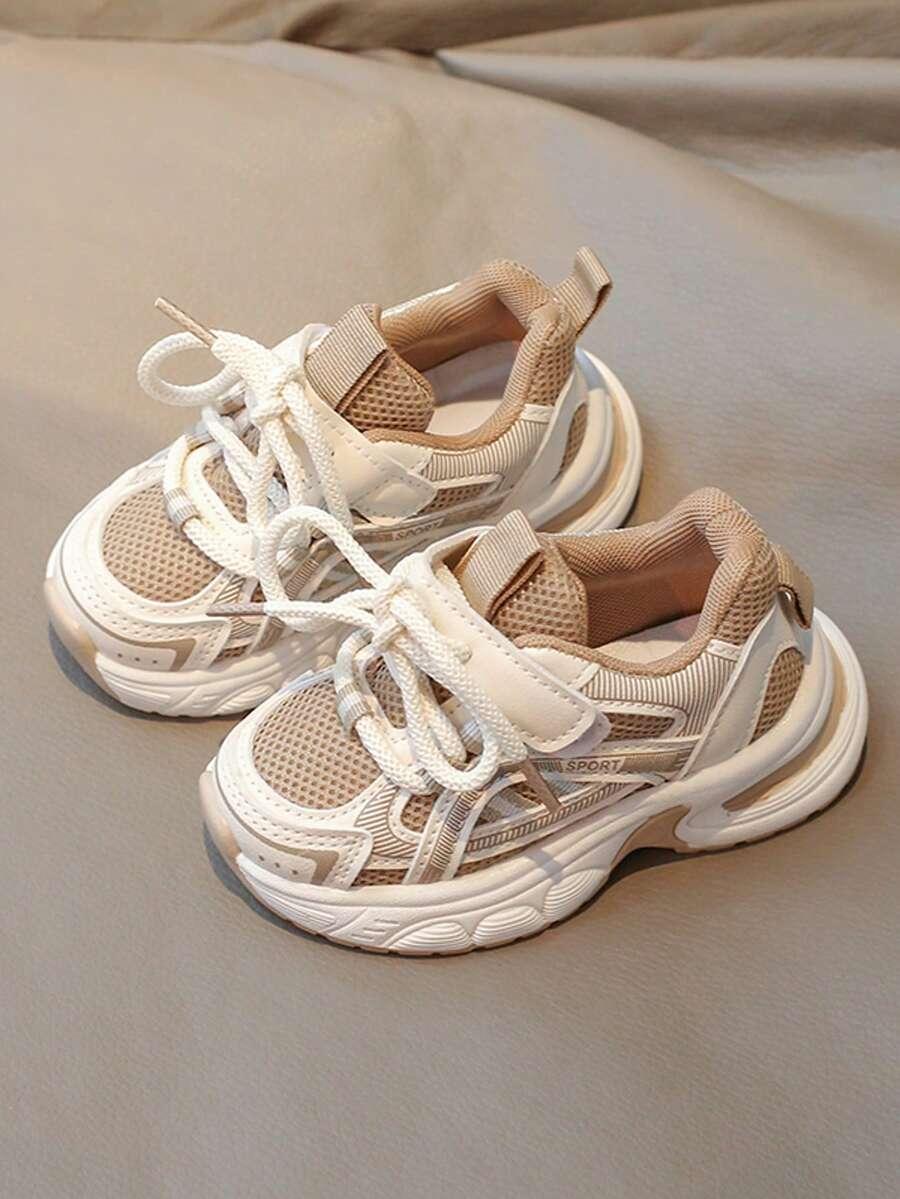 beżowe buty sportowe