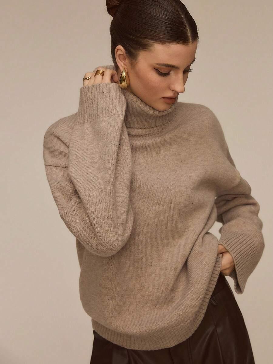 SWETER DAMSKI Z GOLFEM BEŻOWY