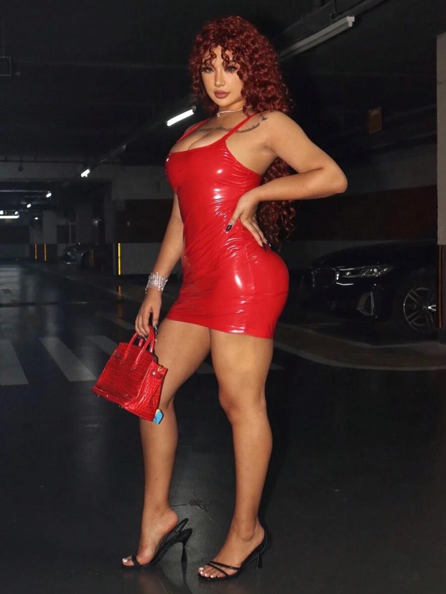 CZERWONA SUKIENKA MINI 