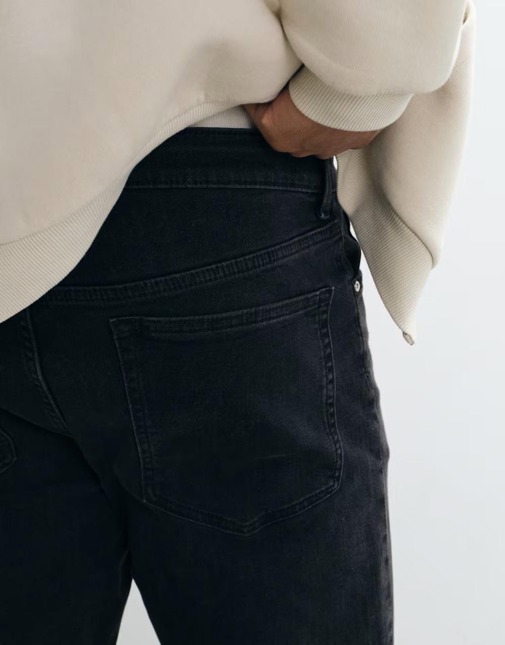 CZARNE SPODNIE JEANS PROSTA NOGAWKA