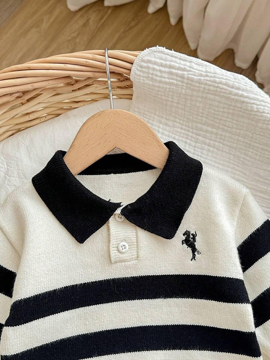 kolorowy sweter guziki 