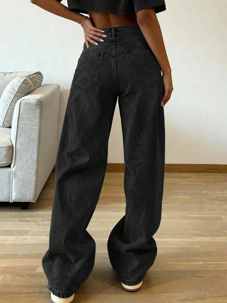czarne spodnie jeans