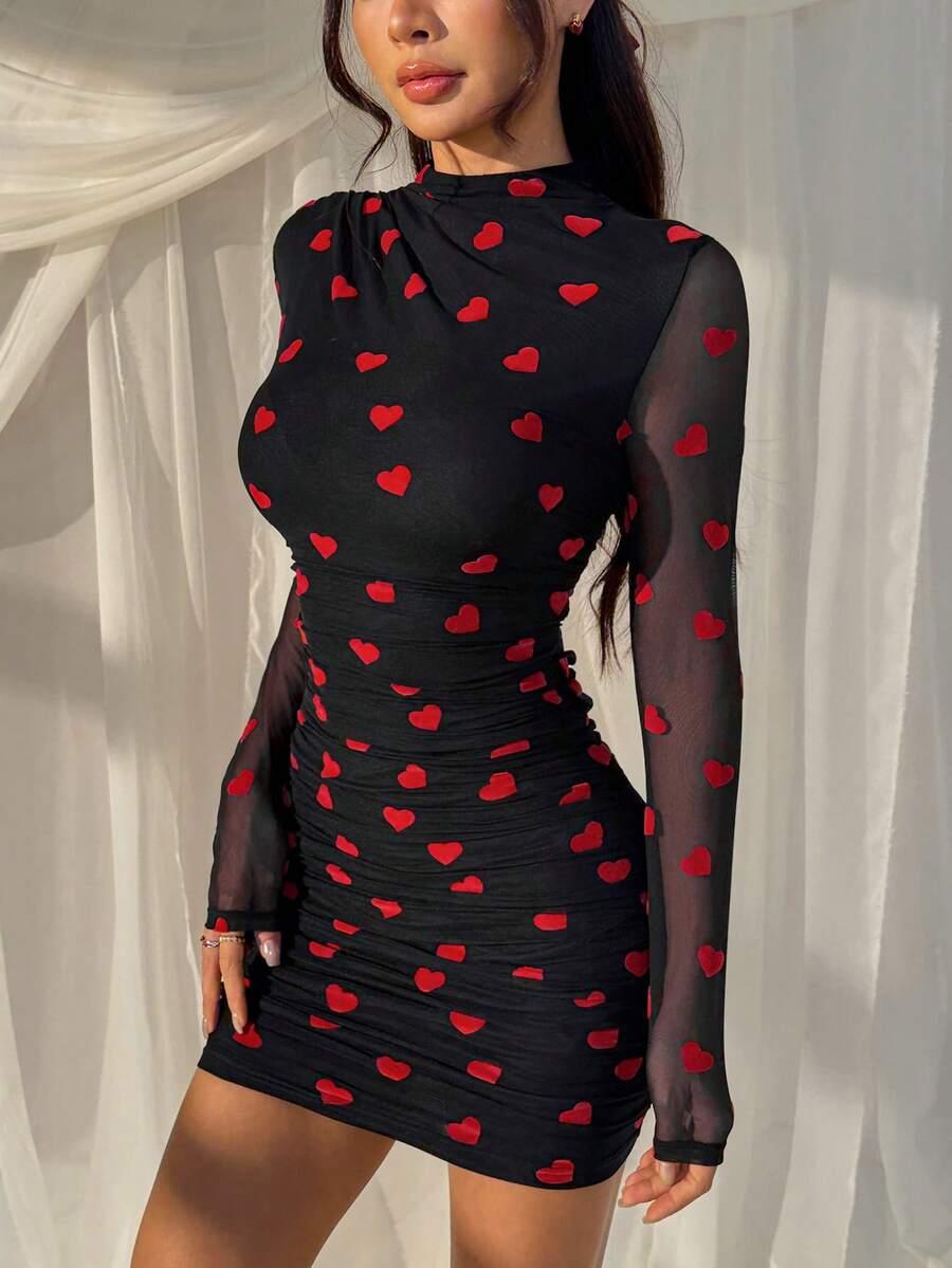 czarna mini sukienka 