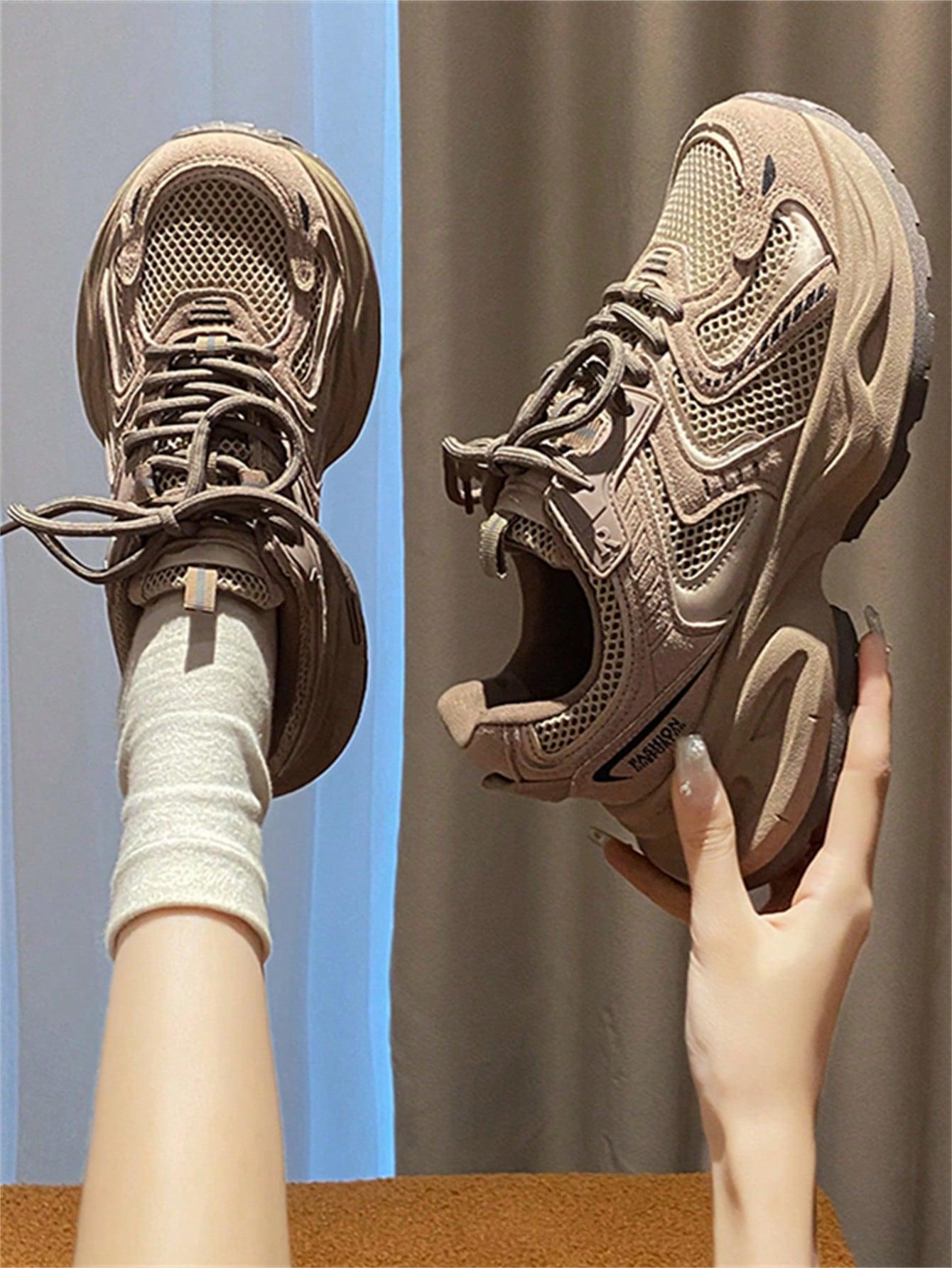 sznurowane BUTY SPORTOWE
