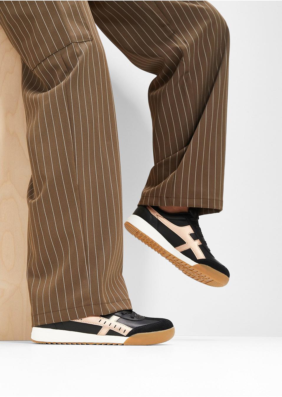 BUTY ZE SKÓRĄ NATURALNĄ
