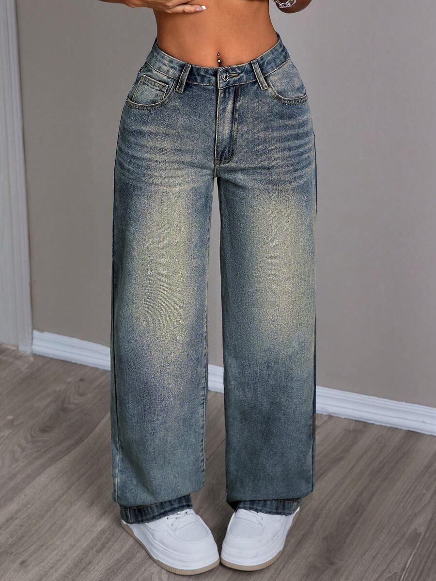 granatowe spodnie jeans 