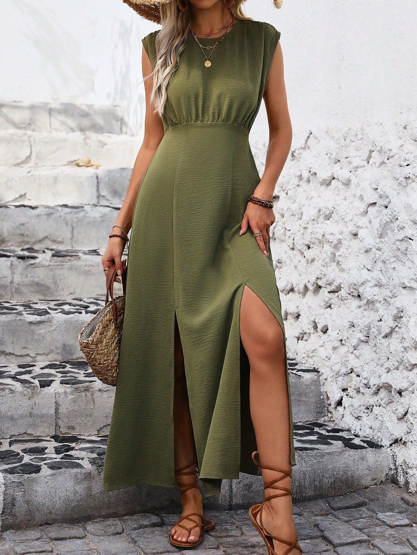 zielona maxi sukienka bez rękawów rozcięcia