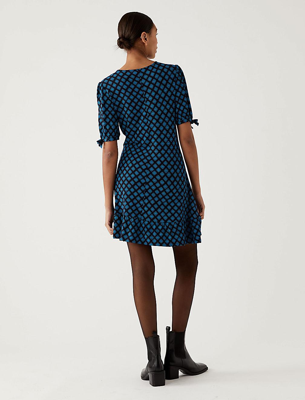 SUKIENKA KRÓTKI RĘKAW PRINT T42-4793-E4