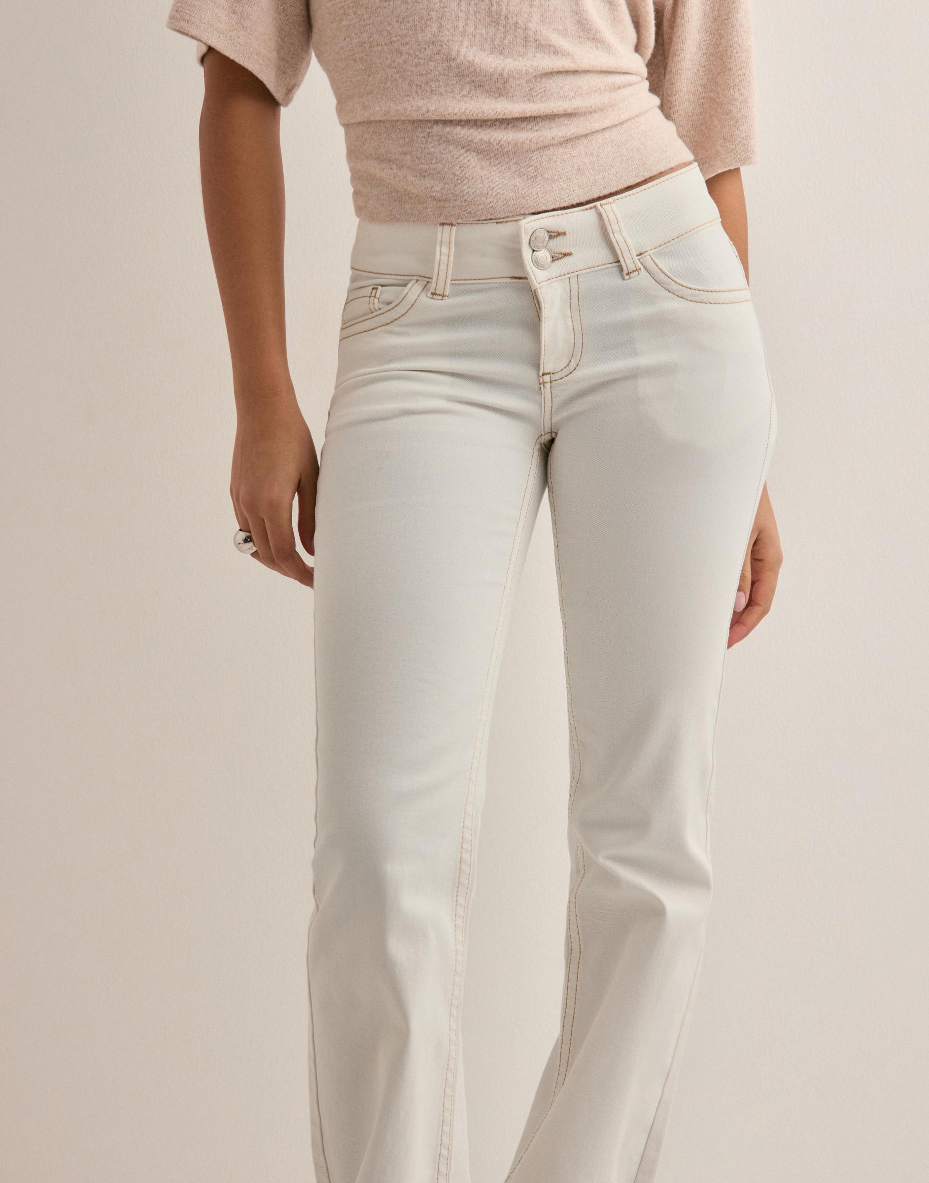 BIAŁE SPODNIE BOOTCUT