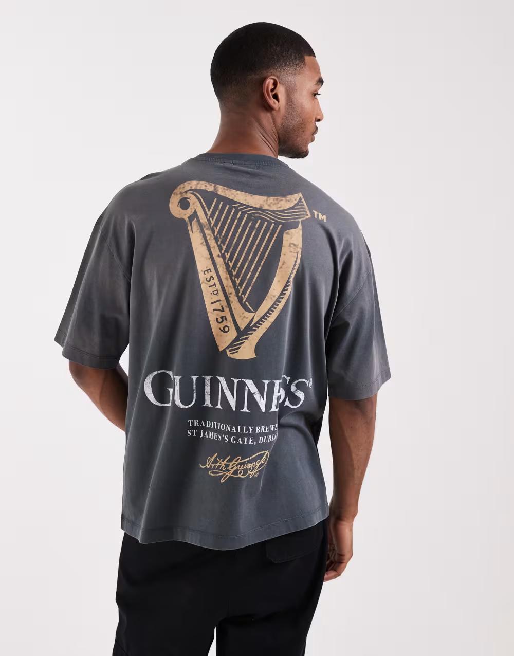 klasyczny t-shirt oversize print