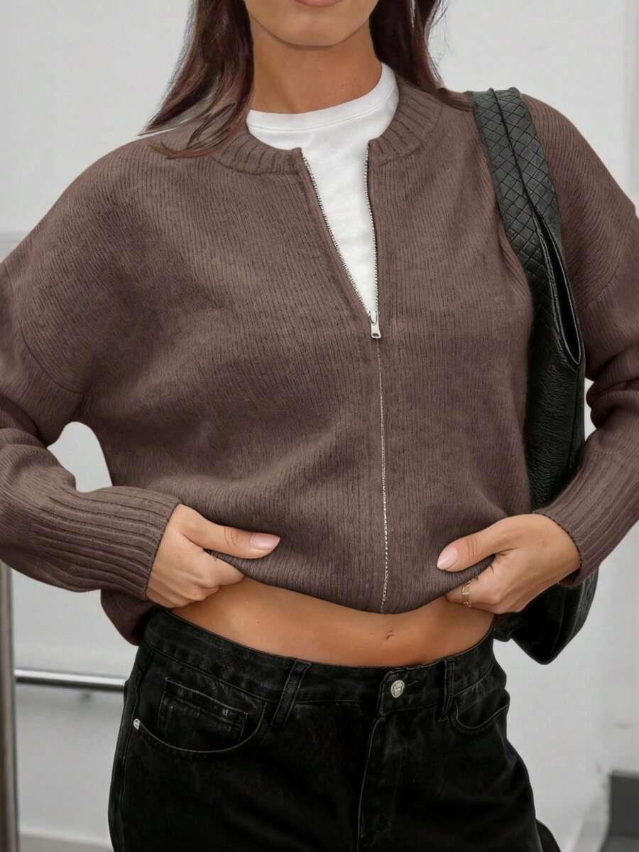 BRĄZOWY SWETER ZAMEK