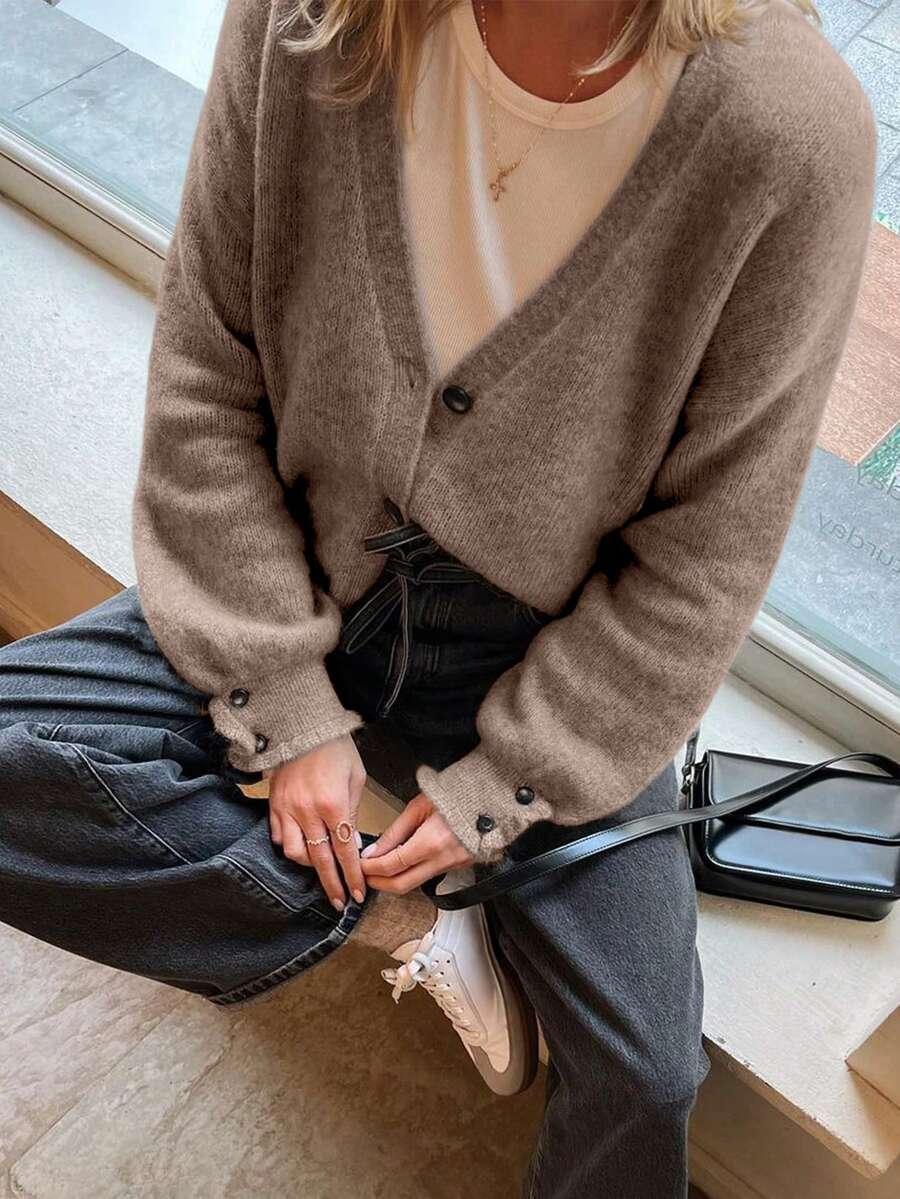 brązowy sweter kardigan